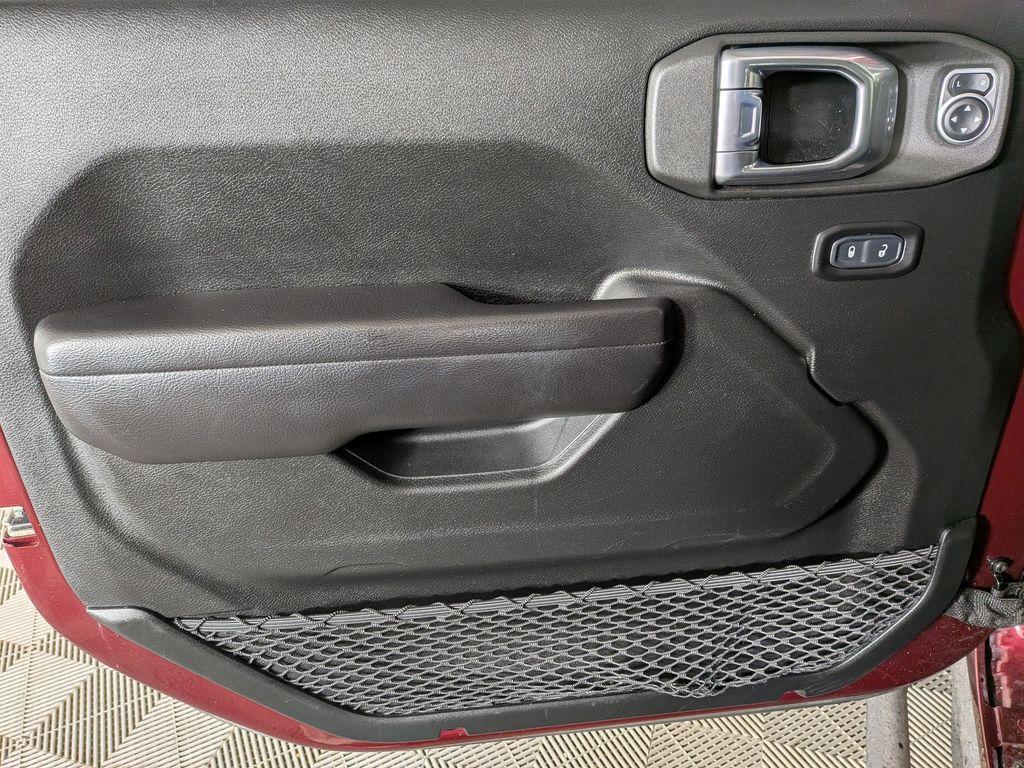 used 2021 Jeep Wrangler Unlimited car, priced at $28,912