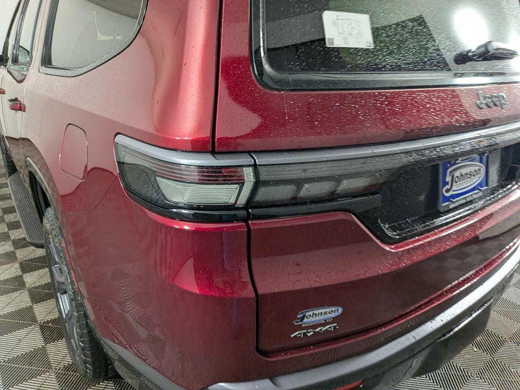 new 2026 Jeep Grand Wagoneer car, priced at $70,922