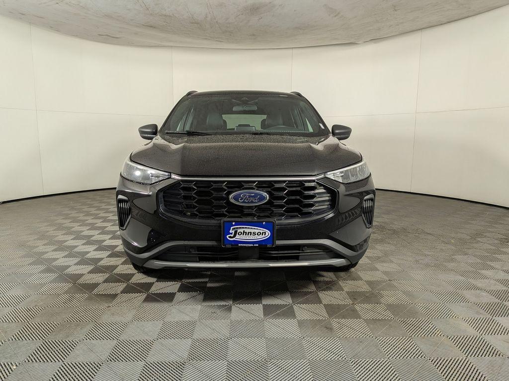 used 2025 Ford Escape car, priced at $24,934