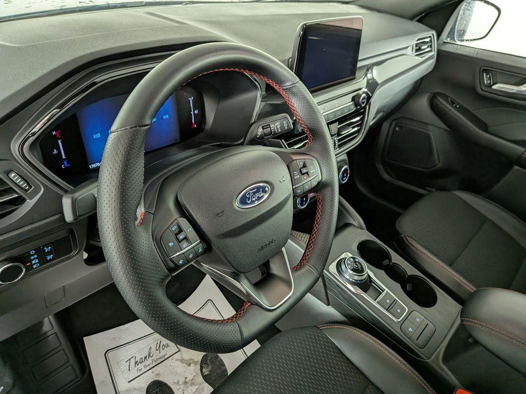 used 2025 Ford Escape car, priced at $24,934
