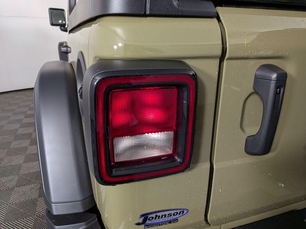 new 2026 Jeep Wrangler car, priced at $47,093
