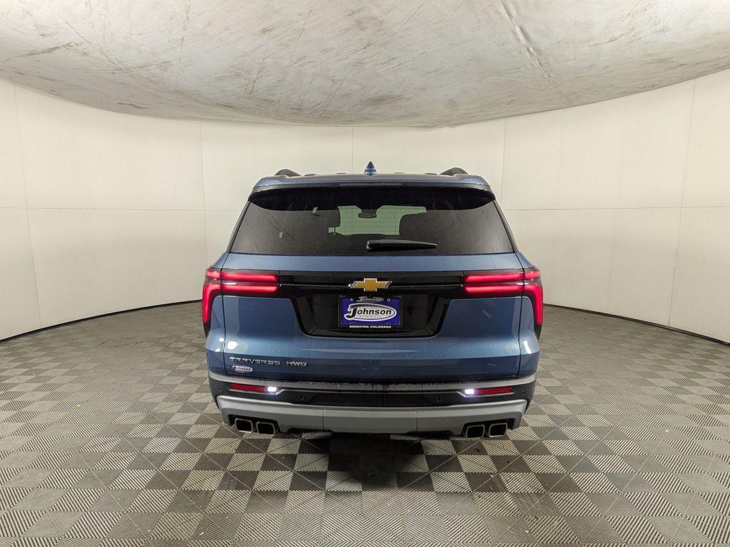 used 2025 Chevrolet Traverse car, priced at $38,970