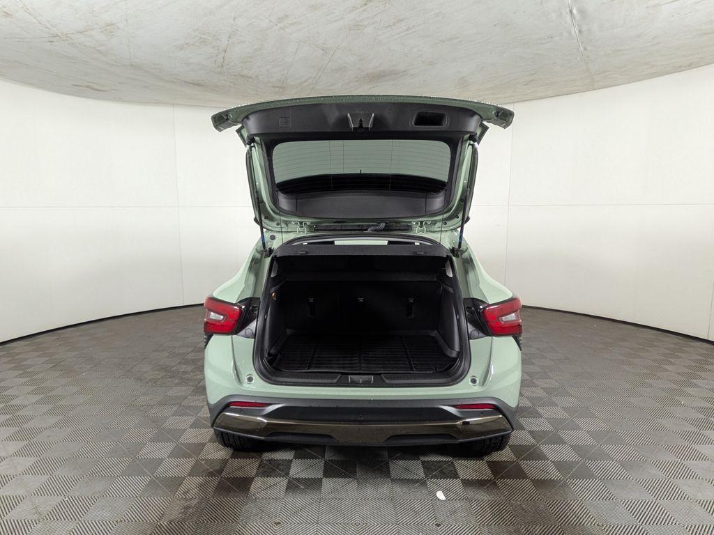 used 2025 Chevrolet Trax car, priced at $23,488