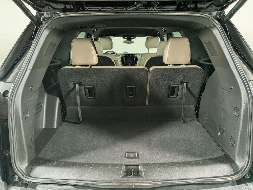 used 2022 Chevrolet Traverse car, priced at $22,488