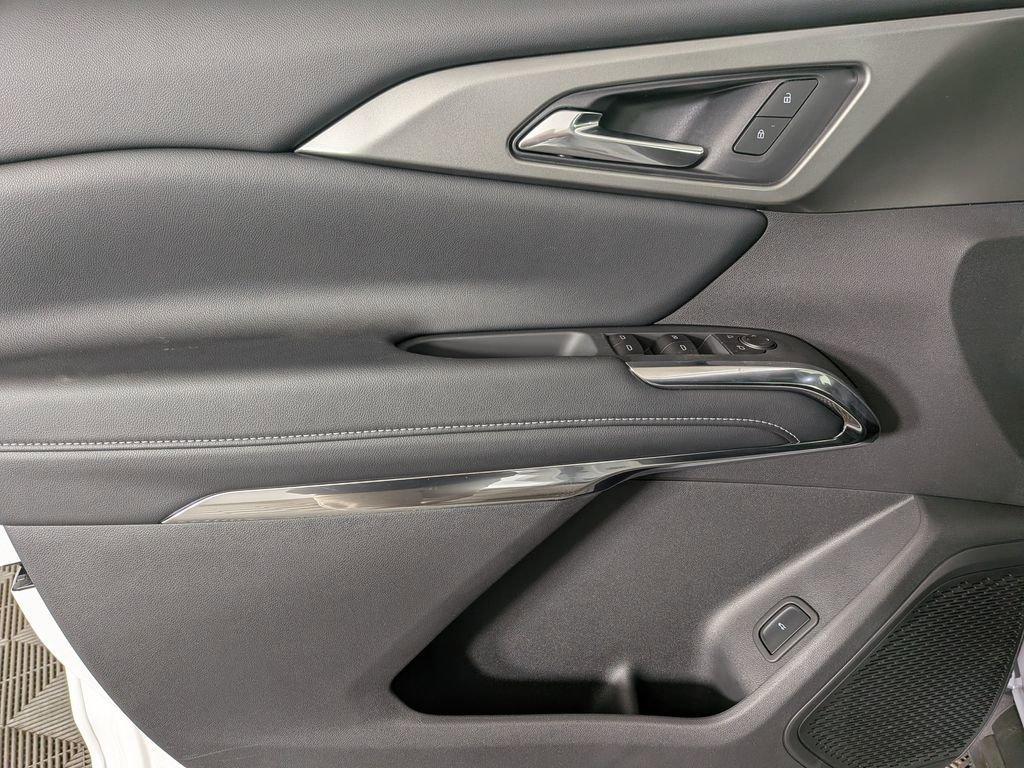 new 2026 Chevrolet Traverse car, priced at $47,944