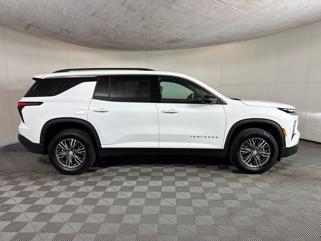 used 2026 Chevrolet Traverse car, priced at $39,435