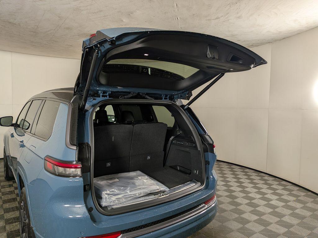 new 2026 Jeep Grand Cherokee L car, priced at $62,602