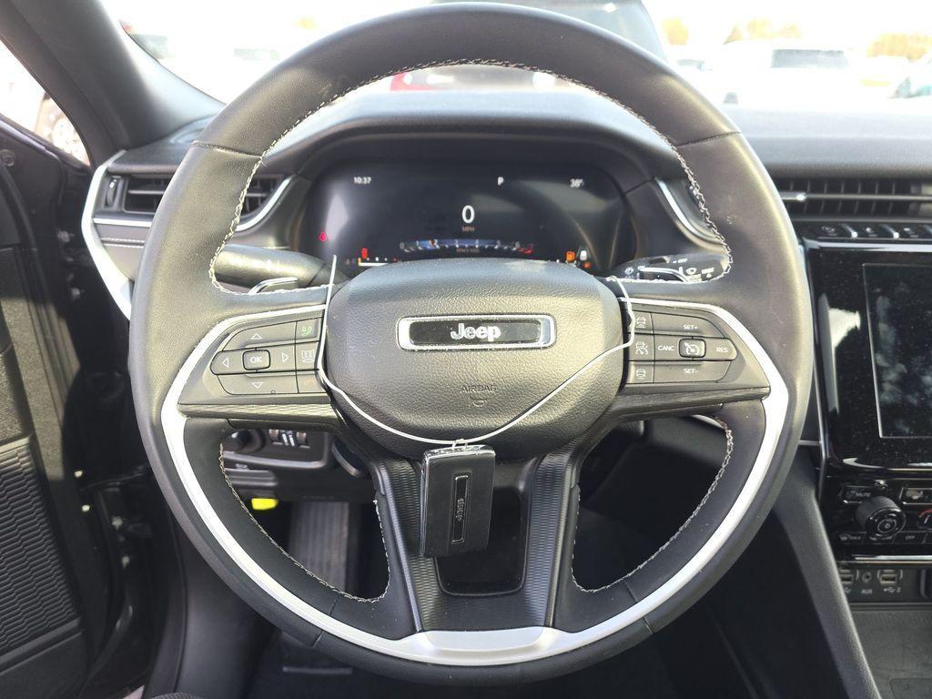 used 2024 Jeep Grand Cherokee car, priced at $34,988