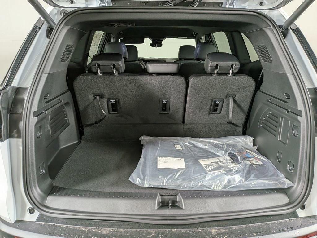 new 2026 GMC Acadia car, priced at $48,772