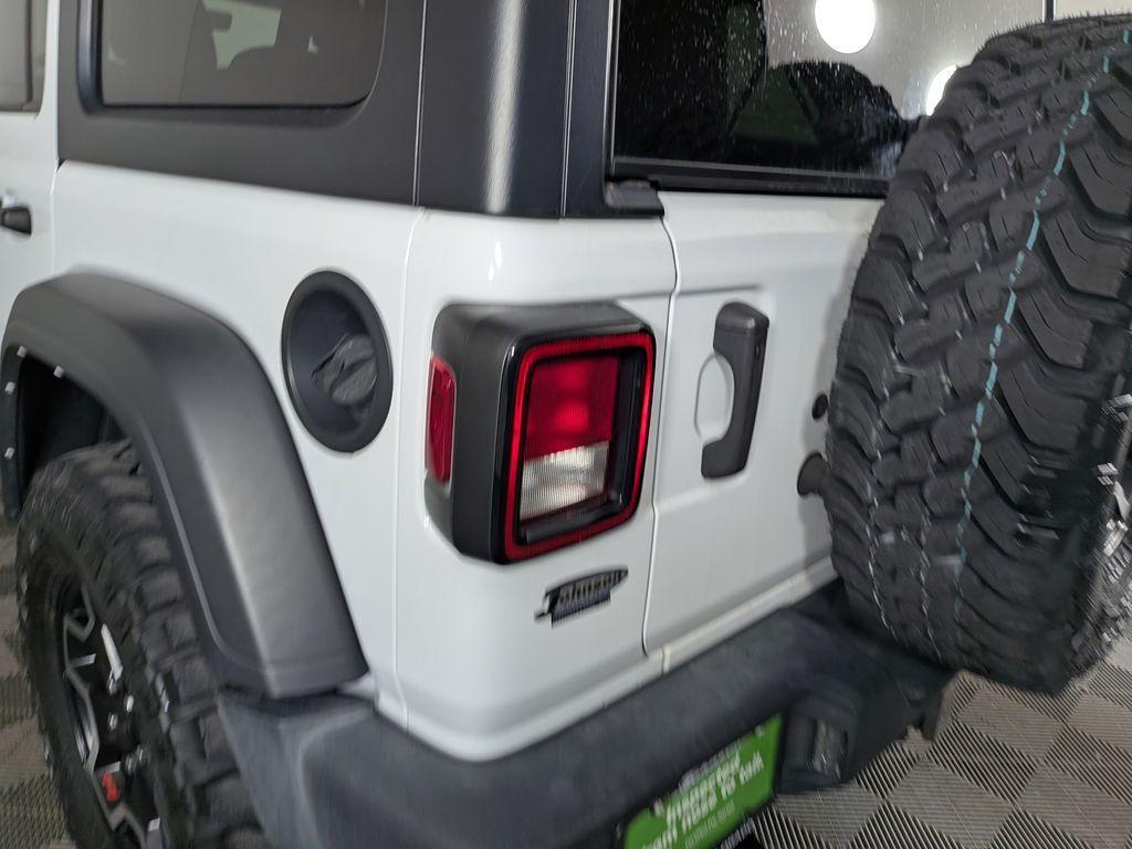 used 2022 Jeep Wrangler Unlimited car, priced at $31,488