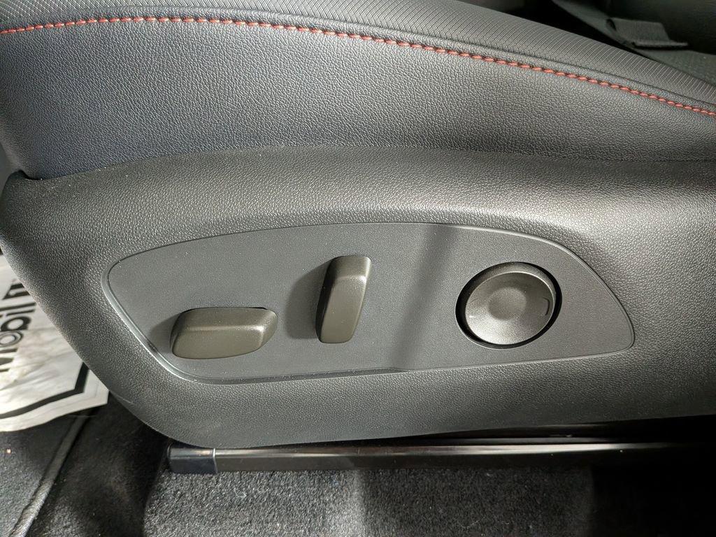 new 2026 Chevrolet Traverse car, priced at $52,189