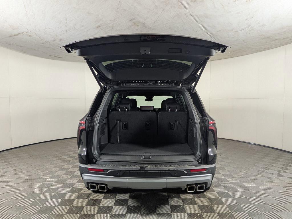 new 2026 Chevrolet Traverse car, priced at $52,189