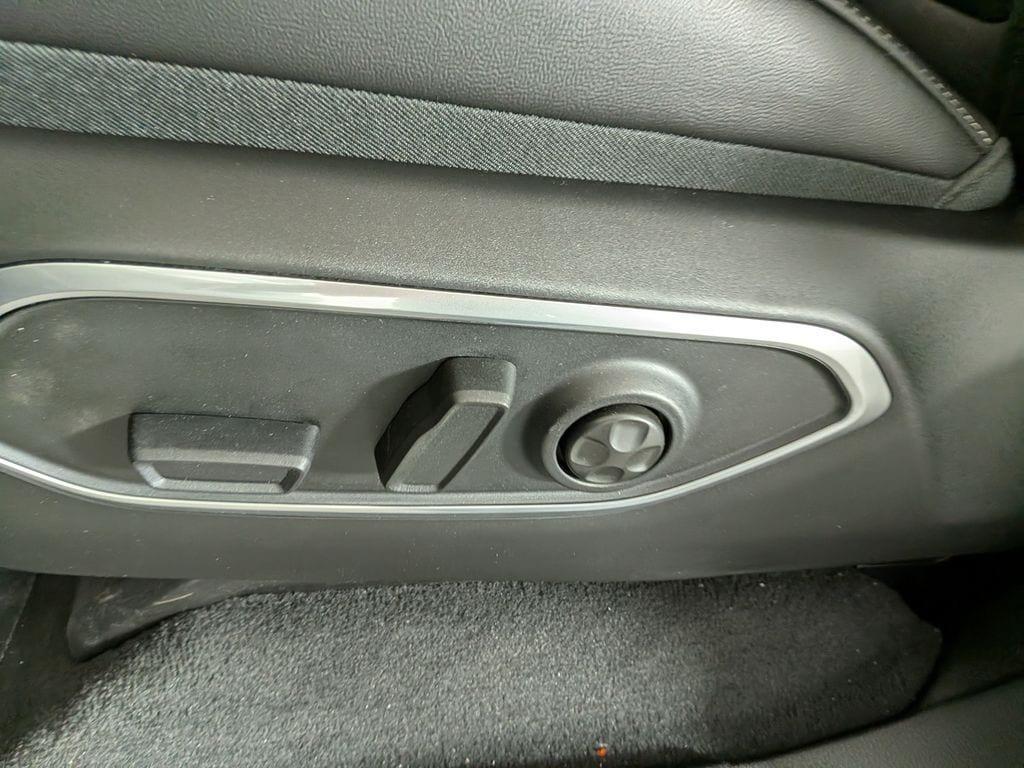 new 2026 Jeep Grand Wagoneer car, priced at $75,659