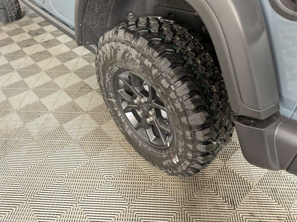 new 2026 Jeep Wrangler car, priced at $47,093