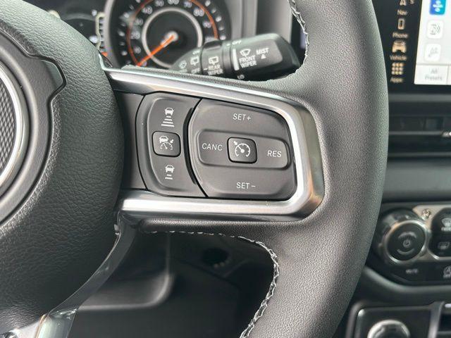 new 2025 Jeep Wrangler car, priced at $53,536