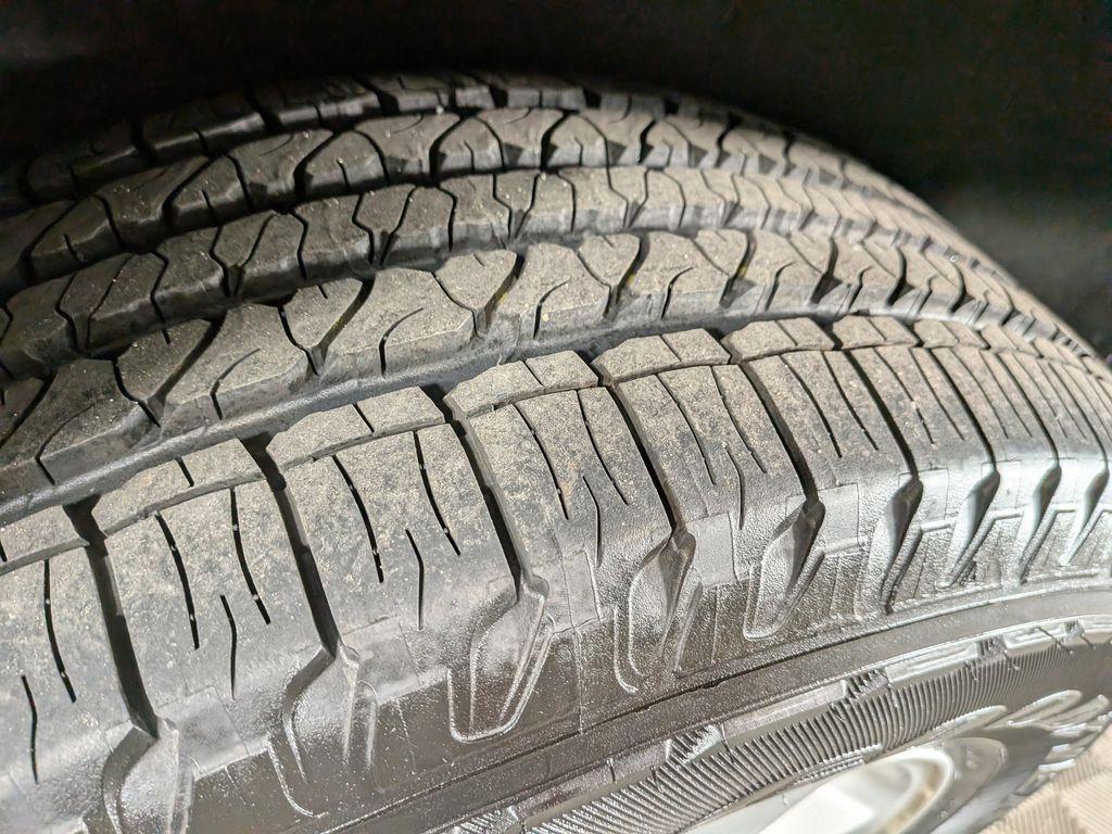 used 2016 Jeep Grand Cherokee car, priced at $10,370