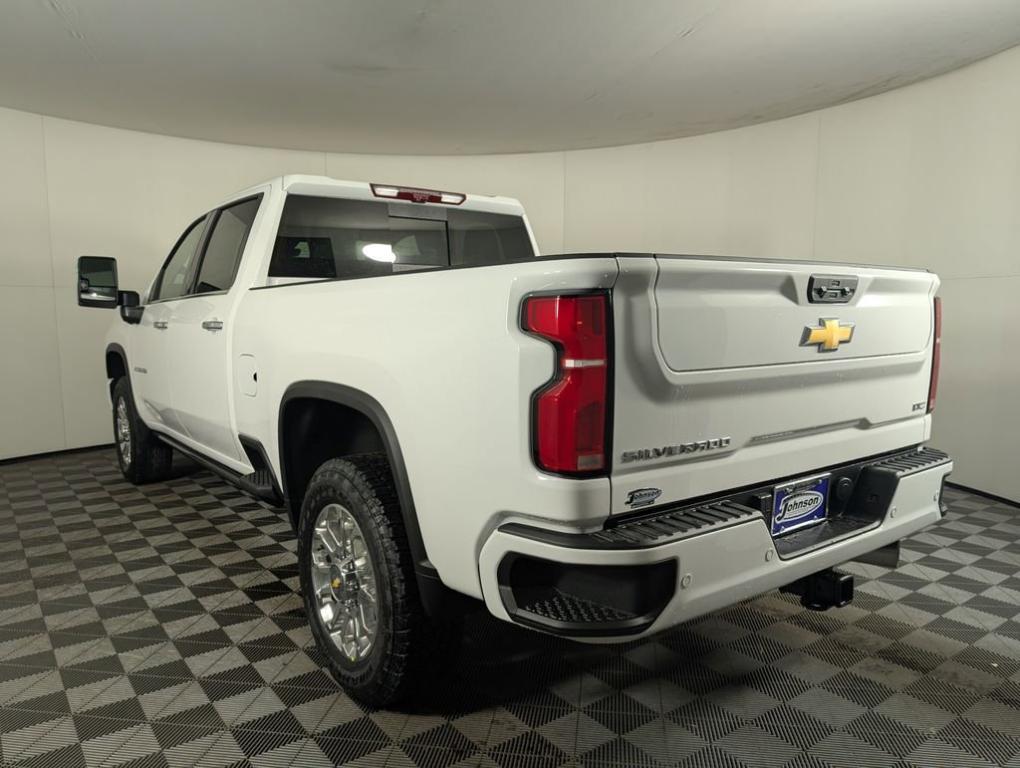new 2025 Chevrolet Silverado 2500 car, priced at $79,304