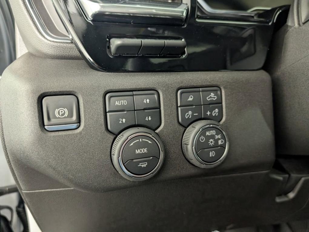 new 2025 Chevrolet Silverado 2500 car, priced at $79,304