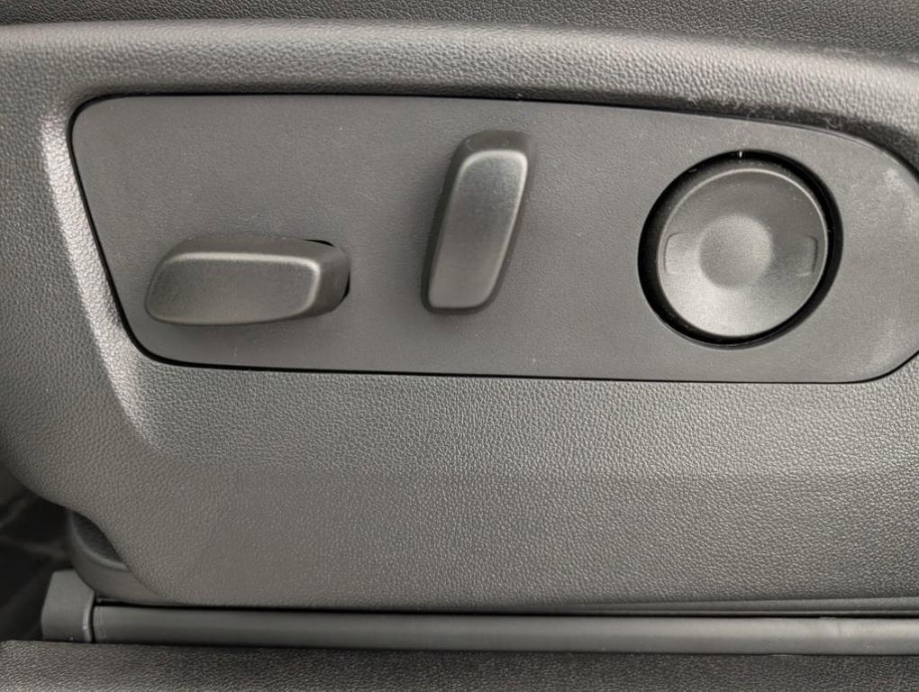 new 2025 Chevrolet Silverado 2500 car, priced at $79,304