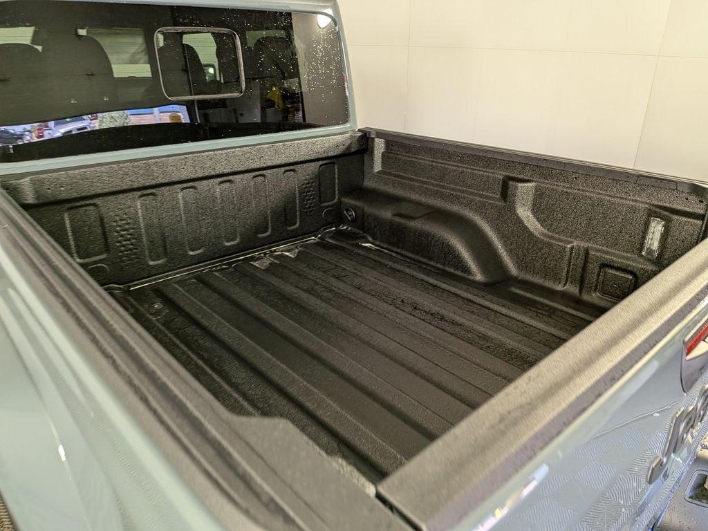 new 2026 Jeep Gladiator car, priced at $43,616