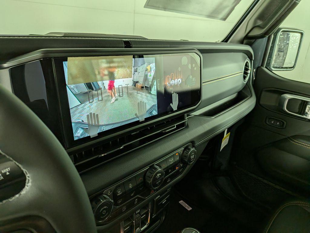 new 2026 Jeep Gladiator car, priced at $43,616