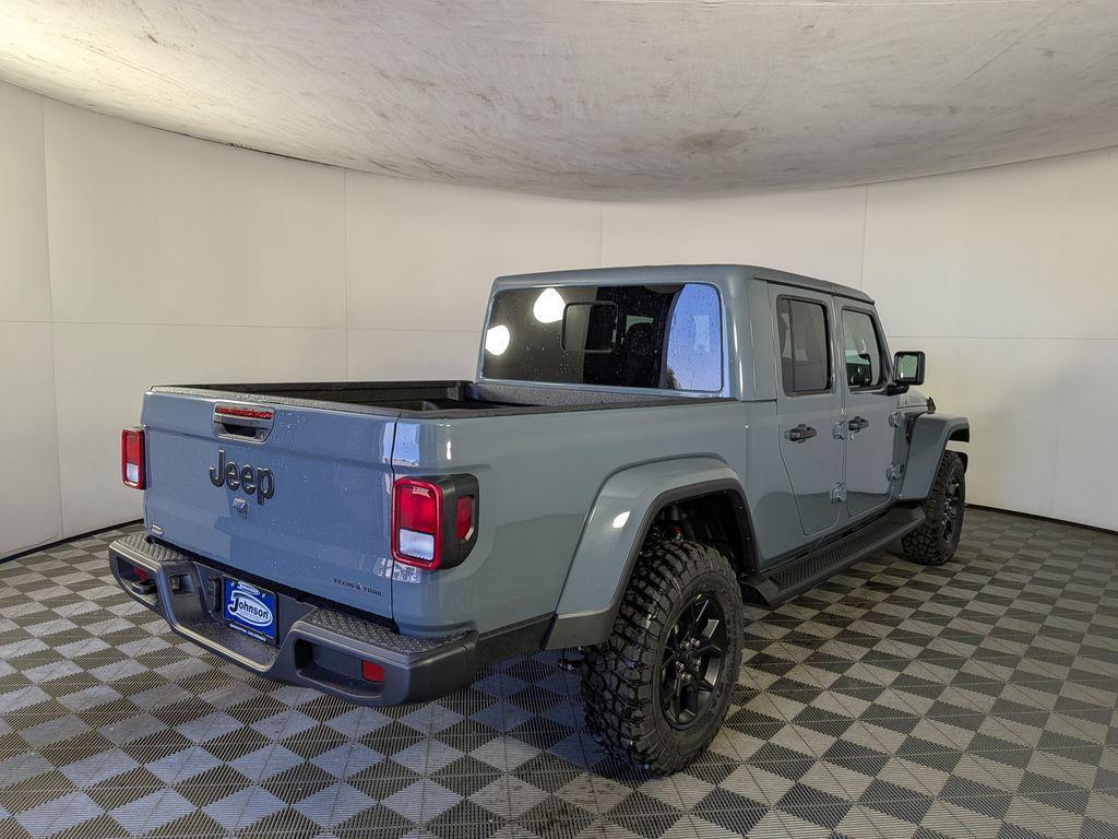 new 2026 Jeep Gladiator car, priced at $43,616