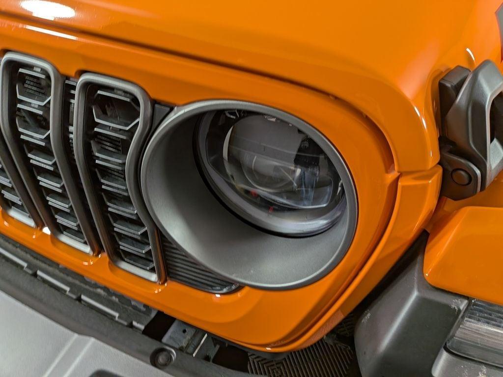 new 2025 Jeep Gladiator car, priced at $49,993