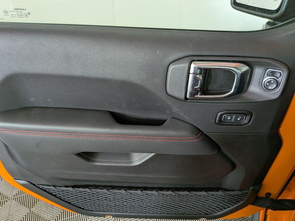 new 2025 Jeep Gladiator car, priced at $49,993