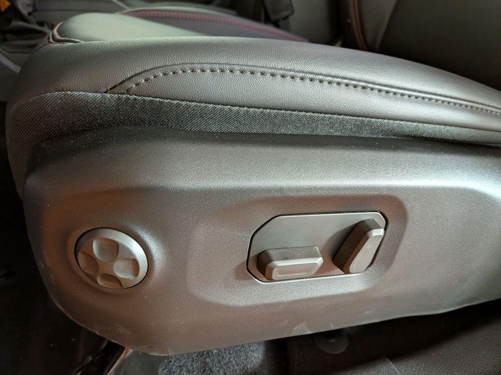 new 2025 Jeep Gladiator car, priced at $49,993