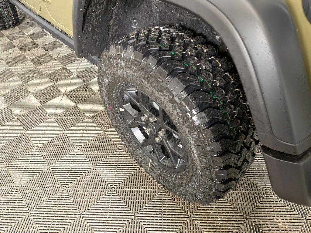 new 2026 Jeep Wrangler car, priced at $47,093