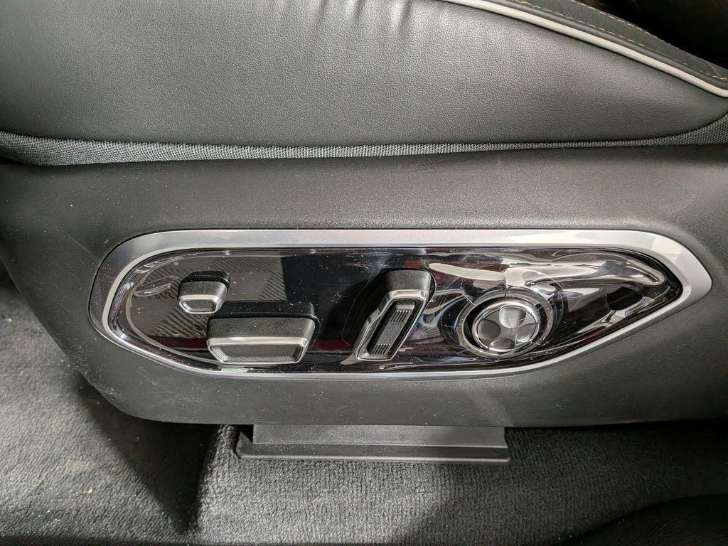 new 2026 Jeep Grand Cherokee car, priced at $61,829