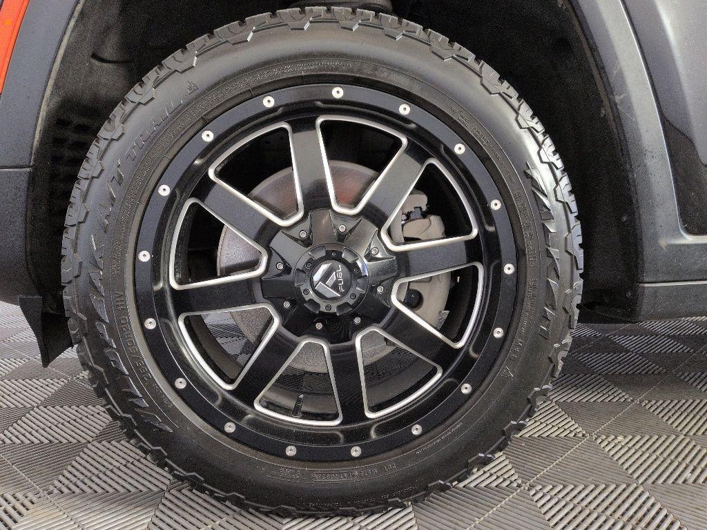 used 2021 Jeep Grand Cherokee L car, priced at $25,904