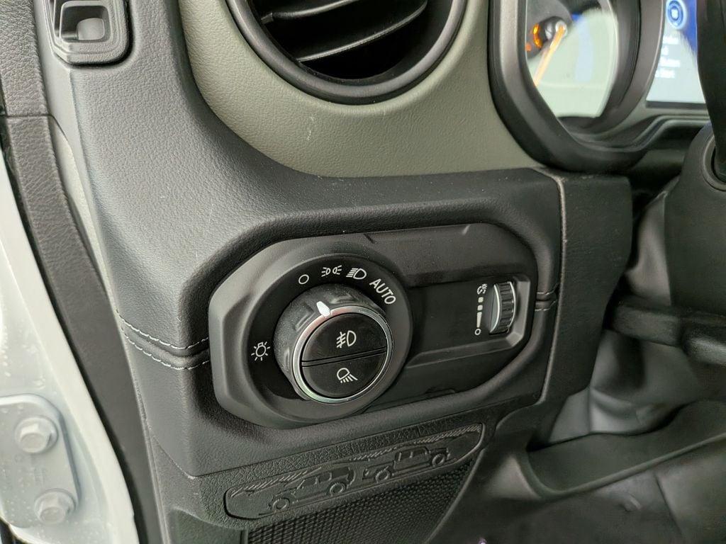 new 2026 Jeep Gladiator car, priced at $52,827