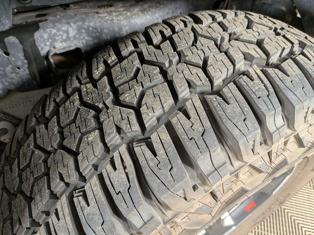 used 2020 Jeep Gladiator car, priced at $33,409