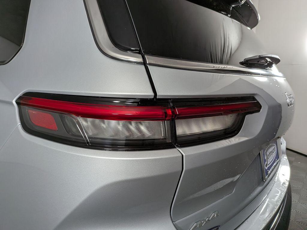 new 2025 Jeep Grand Cherokee L car, priced at $48,144