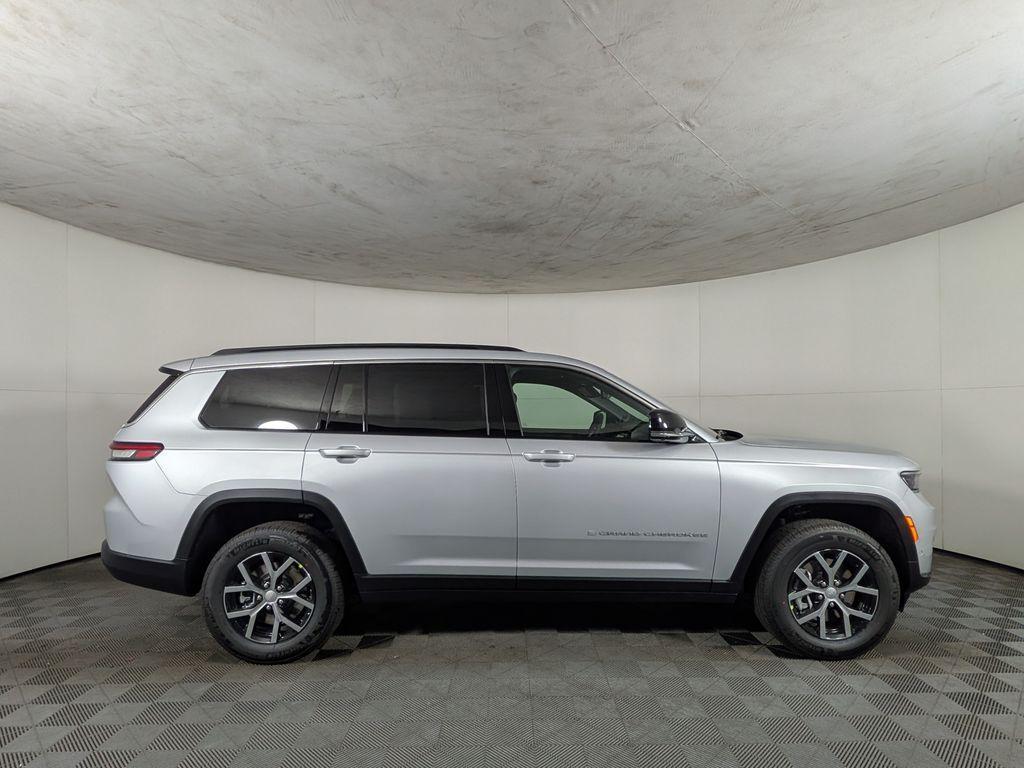 new 2025 Jeep Grand Cherokee L car, priced at $48,144