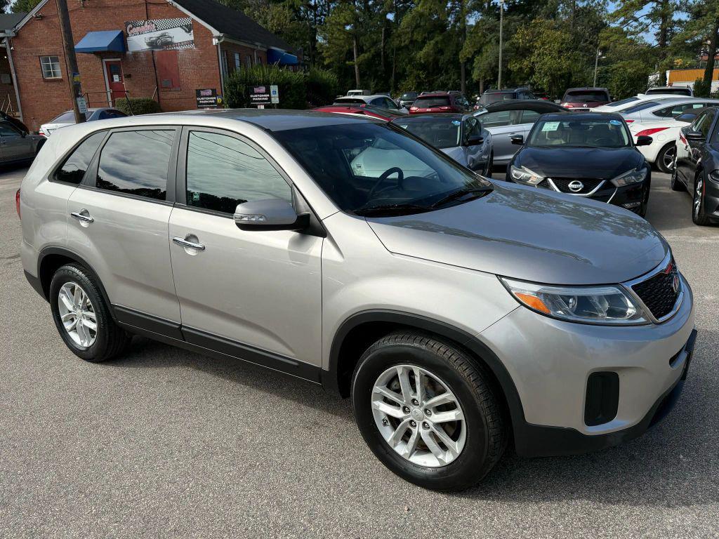 used 2014 Kia Sorento car, priced at $7,995
