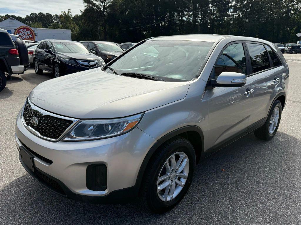 used 2014 Kia Sorento car, priced at $7,995