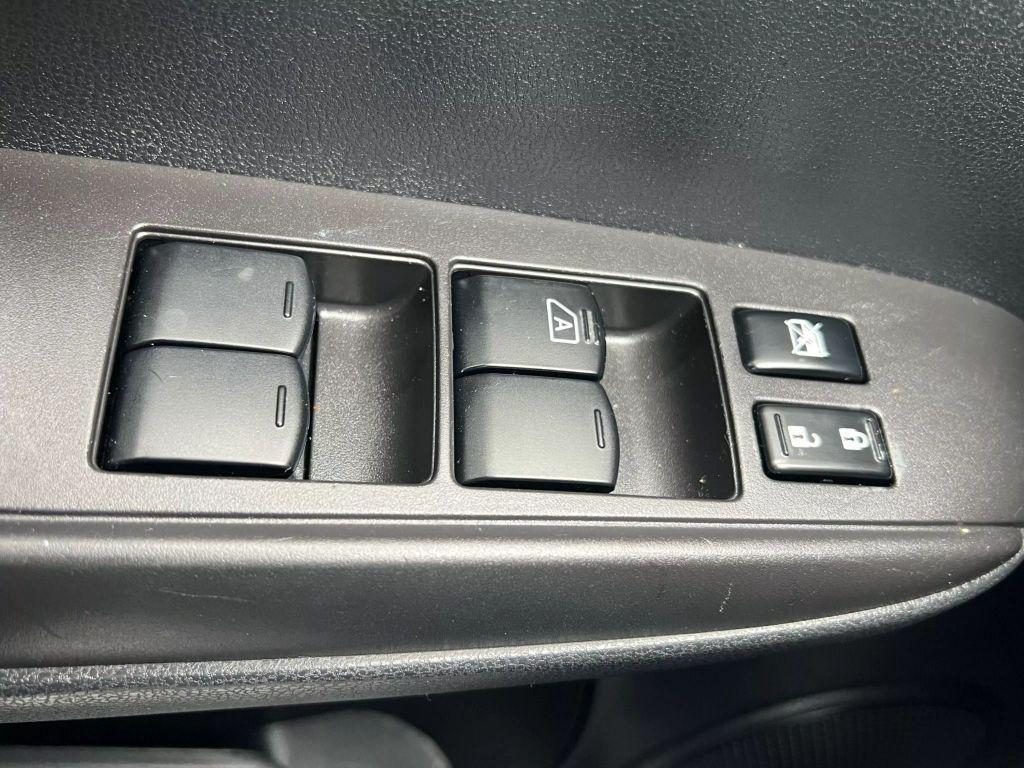 used 2015 Nissan Versa Note car, priced at $5,999