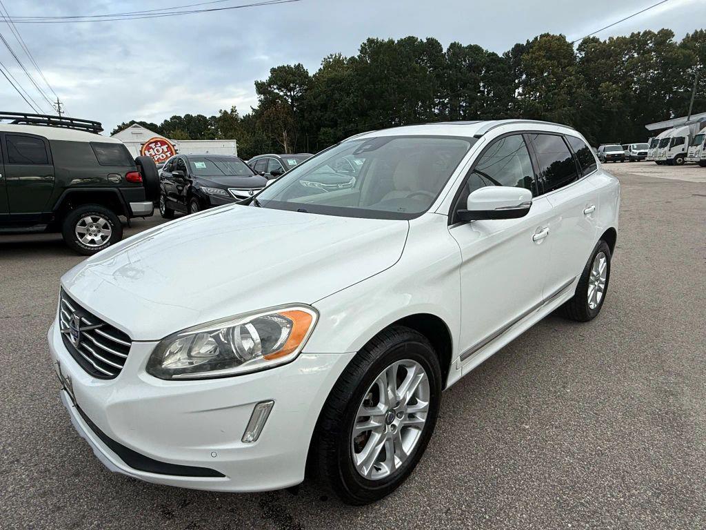 used 2016 Volvo XC60 car, priced at $13,495