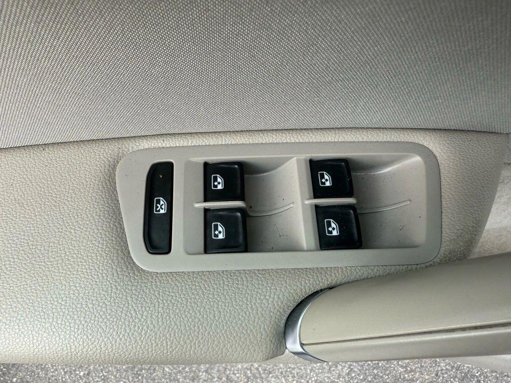 used 2017 Volkswagen Golf SportWagen car, priced at $10,995