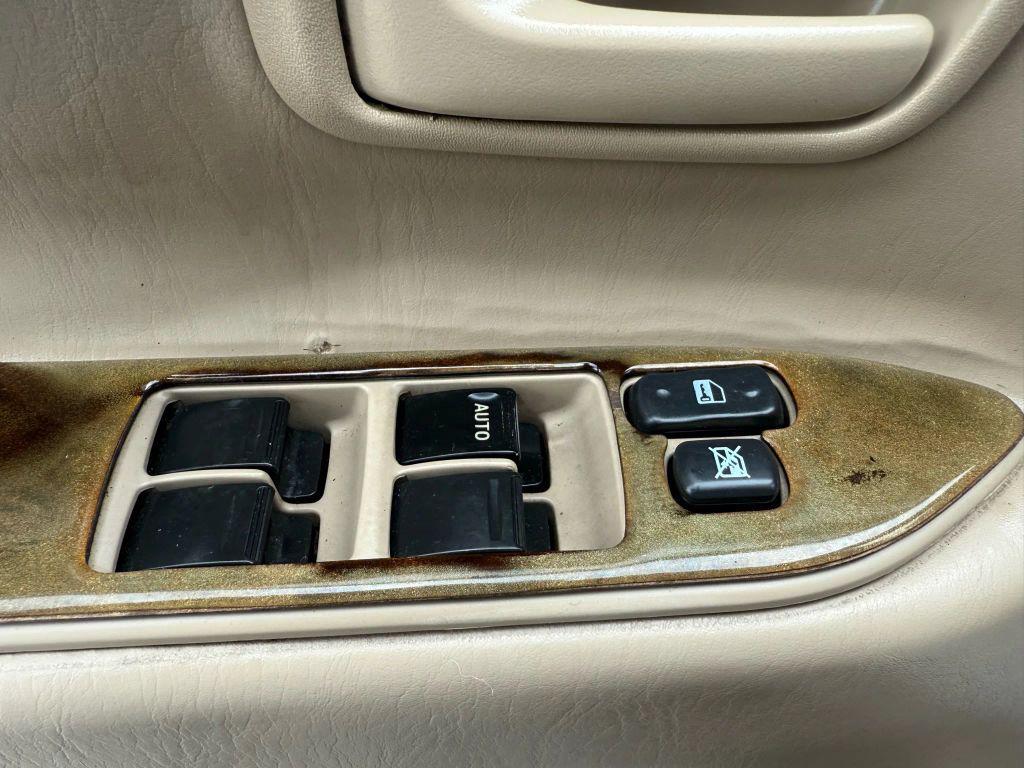 used 2000 Toyota Land Cruiser car, priced at $13,999