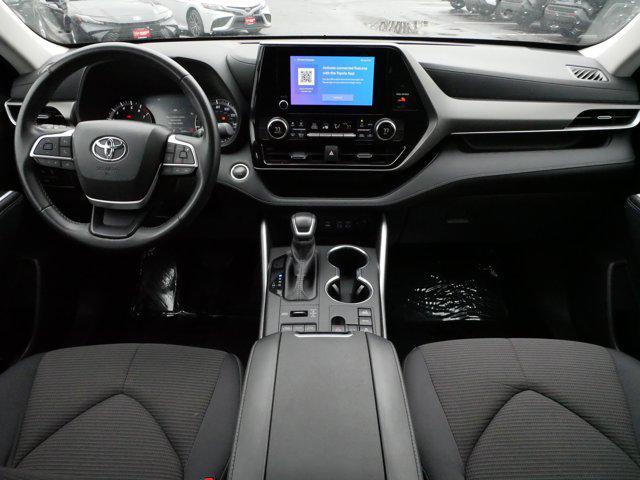 used 2024 Toyota Highlander car, priced at $36,845