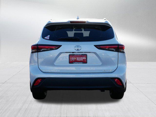 used 2026 Toyota Highlander car, priced at $50,995