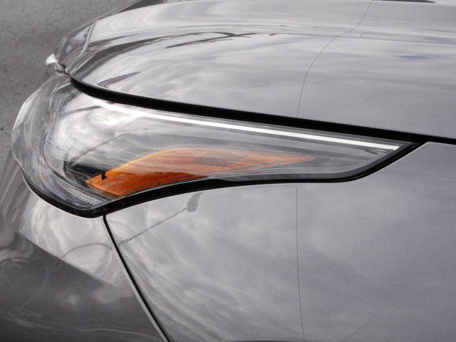 used 2021 Toyota Highlander car, priced at $24,995