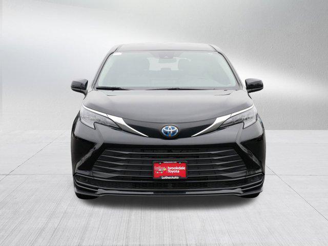 used 2025 Toyota Sienna car, priced at $43,995