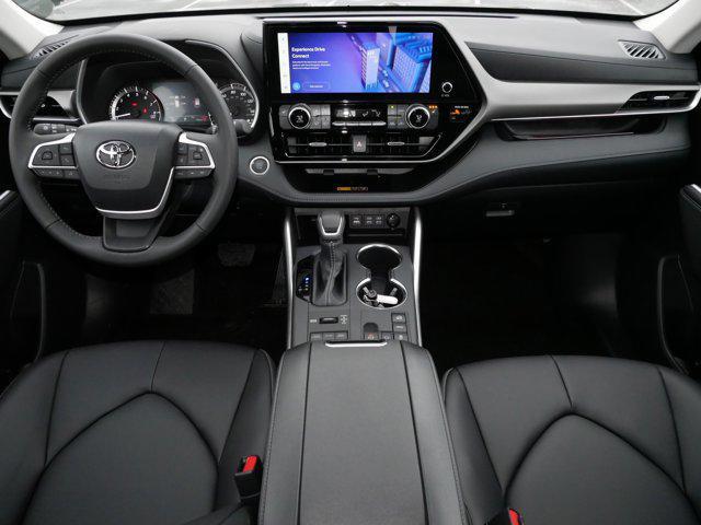 used 2026 Toyota Highlander car, priced at $51,995