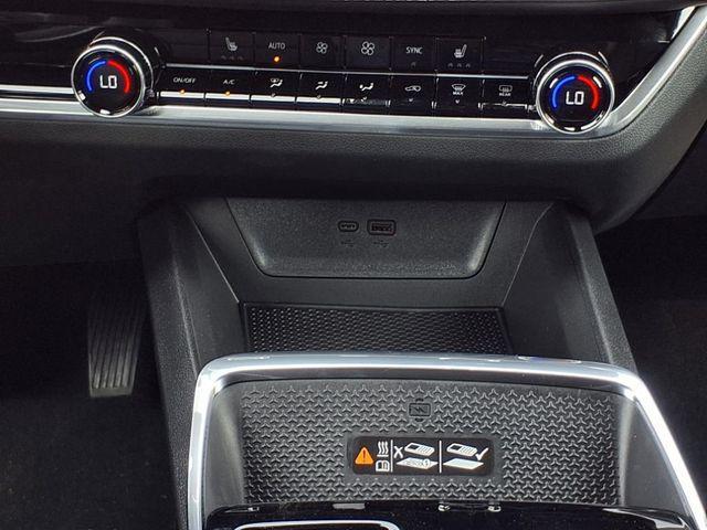 new 2026 Chevrolet Equinox car, priced at $32,002