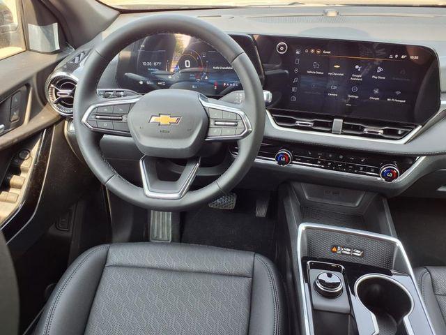 new 2026 Chevrolet Equinox car, priced at $32,002