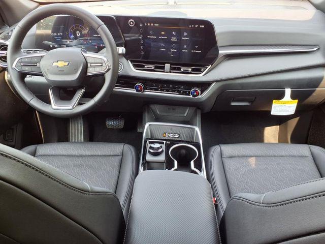 new 2026 Chevrolet Equinox car, priced at $32,002